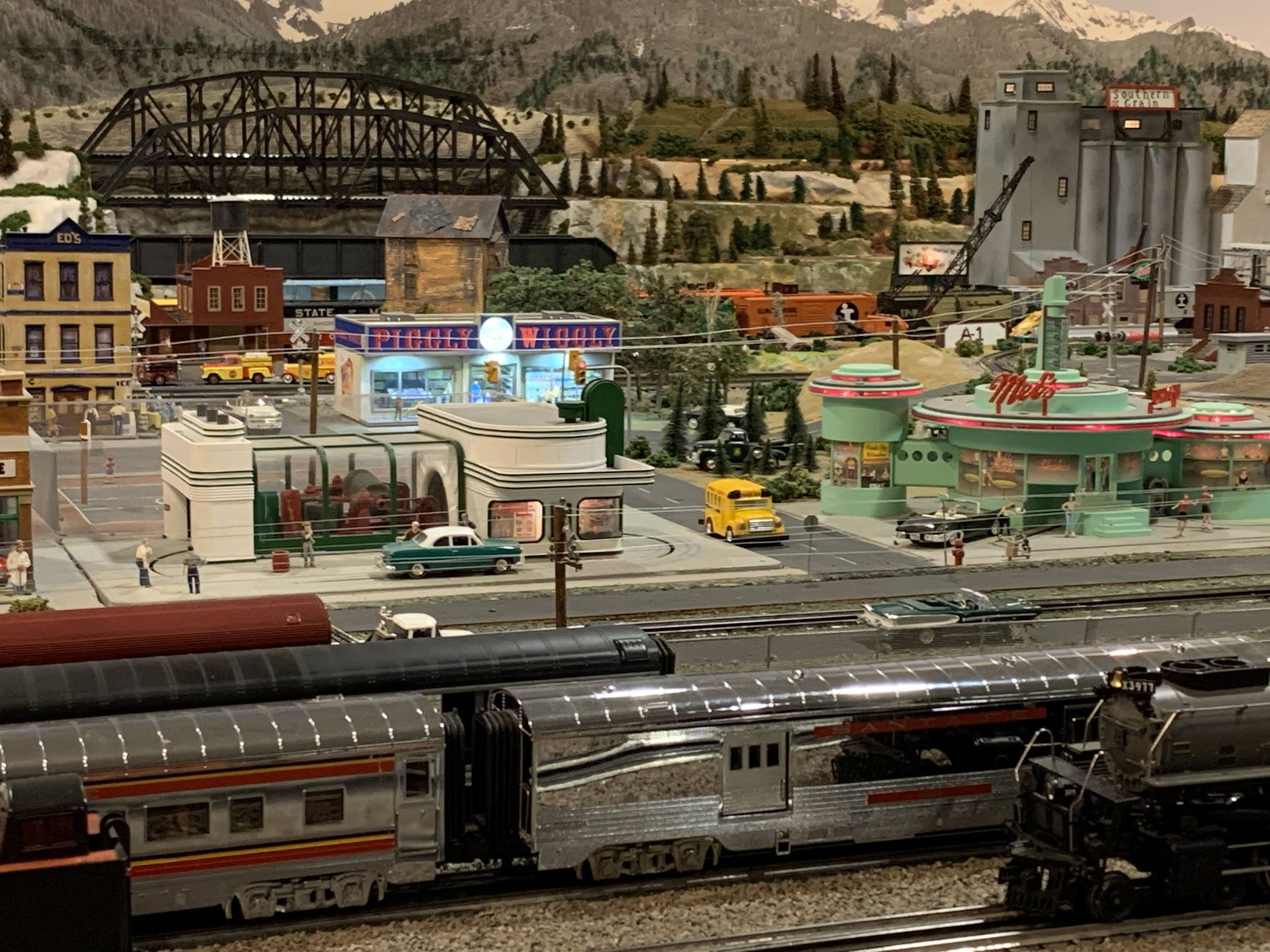 Model train 2020